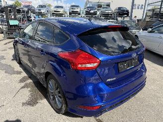 Ford Focus ST-LINE picture 7