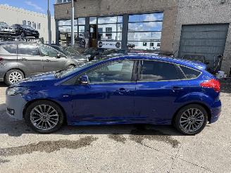 Ford Focus ST-LINE picture 8