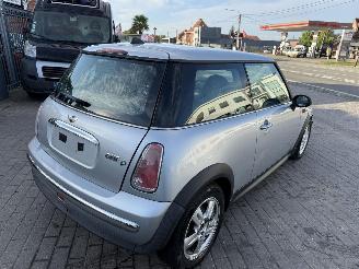 Mini One  picture 3