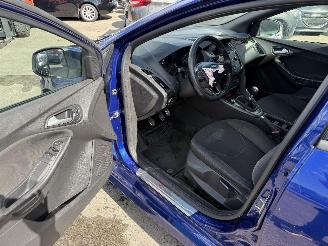 Ford Focus ST-LINE picture 21