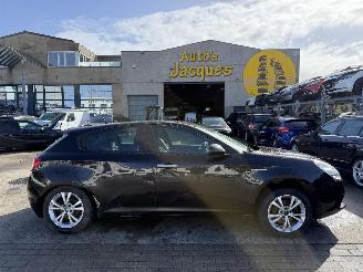 Schadeauto Alfa Romeo Giulietta 1.6 MTJD 2013/12