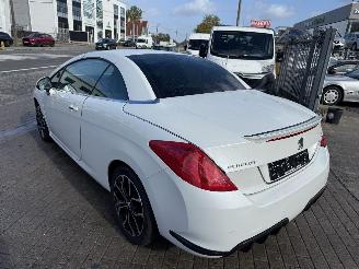Peugeot 308 CABRIOLET picture 7