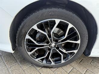 Peugeot 308 CABRIOLET picture 9