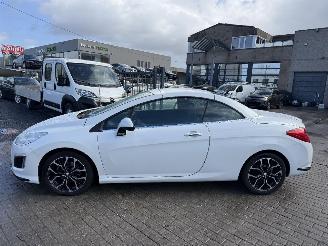 Peugeot 308 CABRIOLET picture 8