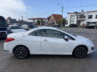 Peugeot 308 CABRIOLET picture 4