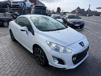 Peugeot 308 CABRIOLET picture 3