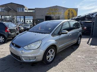 uszkodzony samochody osobowe Ford S-Max 1.8 TDCI 2008/10