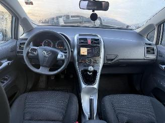 Toyota Auris  picture 14