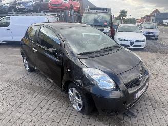 Toyota Yaris  picture 3