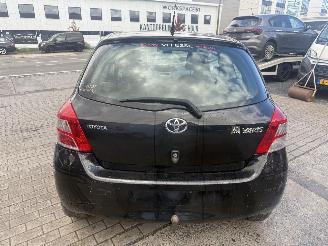 Toyota Yaris  picture 6