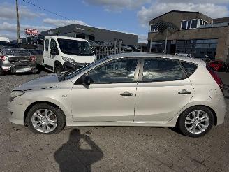 Hyundai I-30 1.6 CRDI picture 8