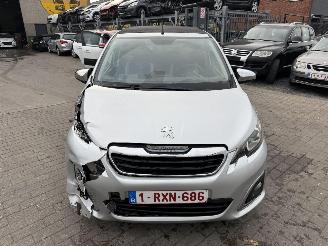 Peugeot 108 ALLURE TOP picture 2