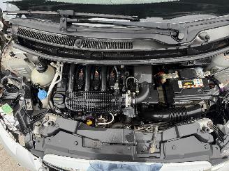 Peugeot 108 ALLURE TOP picture 14