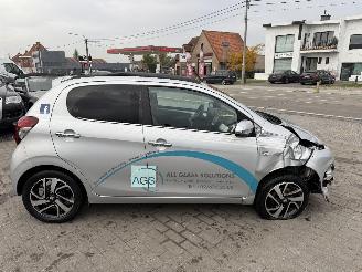 Peugeot 108 ALLURE TOP picture 4