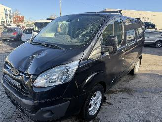 Ford Transit CUSTOM LIMITED picture 3