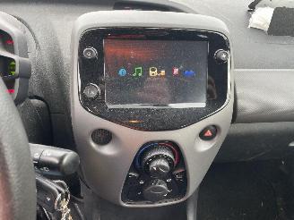 Peugeot 108 ACTIVE picture 20