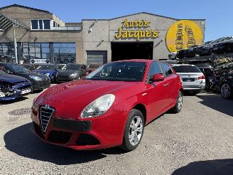 Schadeauto Alfa Romeo Giulietta 1.6 MTJD 2011/3