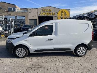 Vaurioauto  commercial vehicles Renault Express 1.5 DCI CONFORT 2021/9