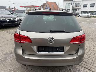 Volkswagen Passat 1.6 TDI picture 10