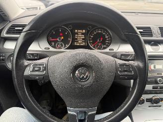 Volkswagen Passat 1.6 TDI picture 22