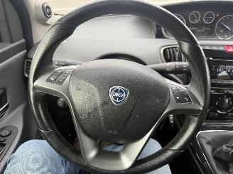 Lancia Ypsilon GOLD picture 27