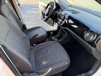 Volkswagen Up! 1.0I picture 19