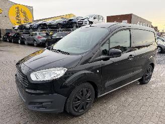 Schade bestelwagen Ford Transit Connect 1.5 TD INJECTOR OUT 2016/12