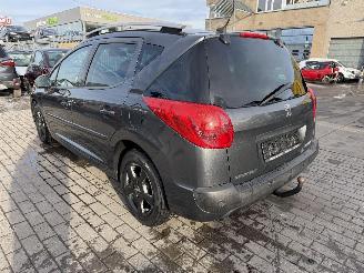 Peugeot 207 1.4I picture 10