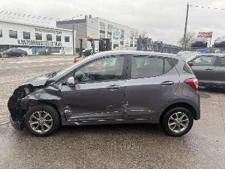 Hyundai I-10 1.0I picture 3