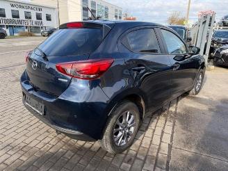 Mazda 2 SKYACTIV-G 90 LUXURY picture 3