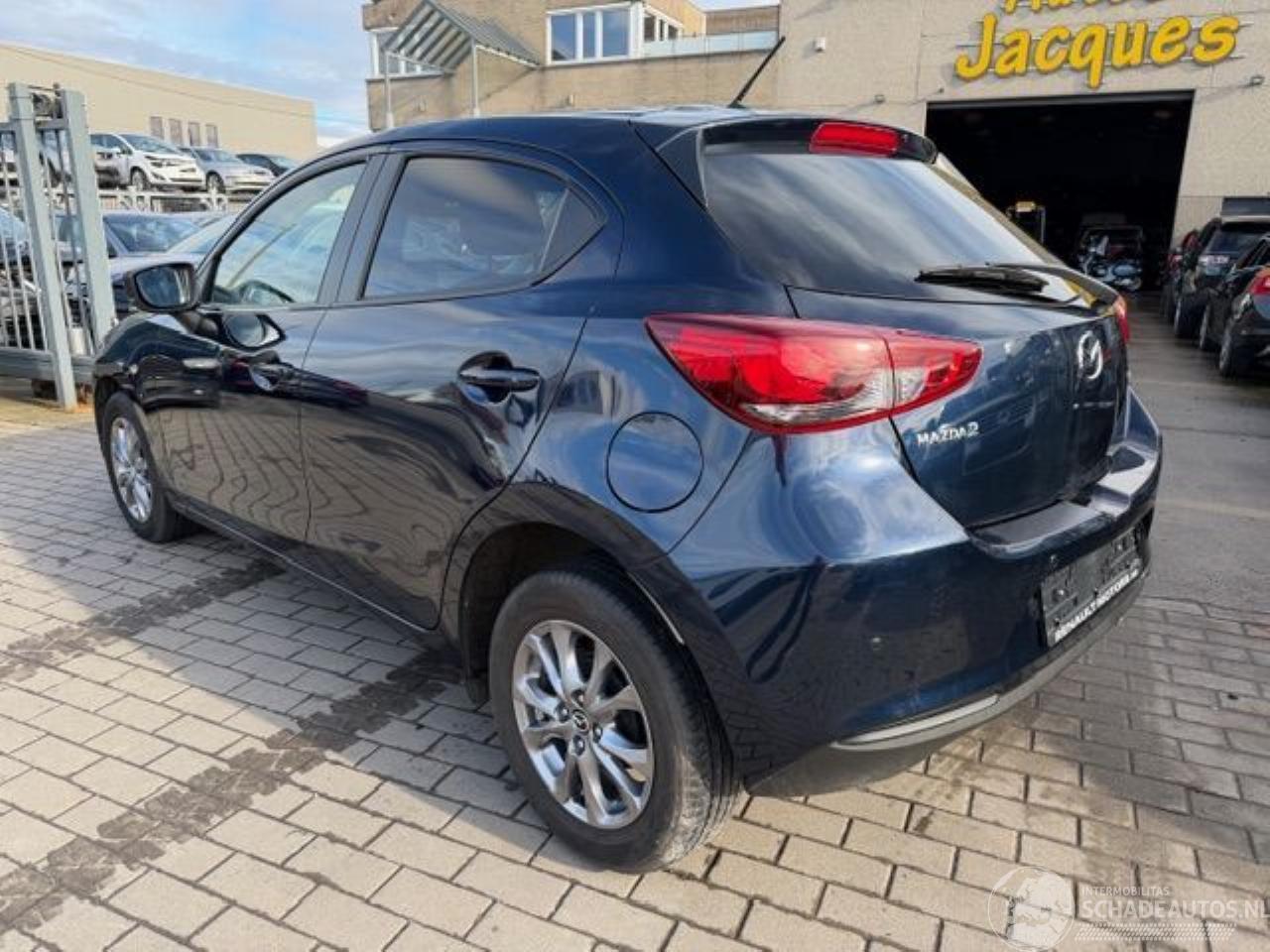 Mazda 2 SKYACTIV-G 90 LUXURY
