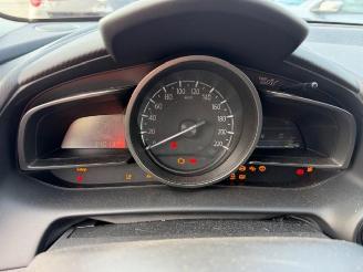 Mazda 2 SKYACTIV-G 90 LUXURY picture 16