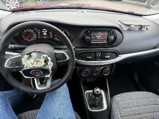 Fiat Tipo SEDAN 1.4I LOUNGE picture 6