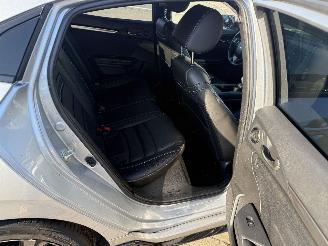 Honda Civic 1.0 I-VTEC ELEGANCE picture 18