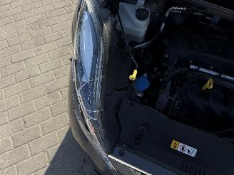 Hyundai Ix20 1.6 I AUTOMATIC picture 18