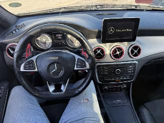 Mercedes Cla-klasse AUTOMATIC / AMG PACK picture 21