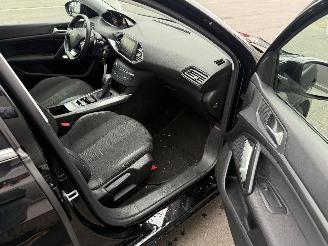 Peugeot 308 1.5 HDI AUTOMATIC picture 18