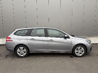Peugeot 308 1.5 HDI picture 4