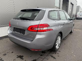 Peugeot 308 1.5 HDI picture 8