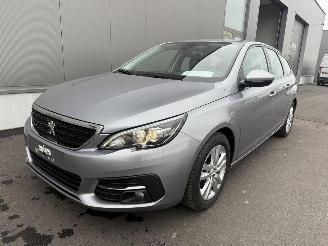 Peugeot 308 1.5 HDI picture 2