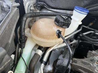 Peugeot 2008 1.2 ACTIVE picture 18