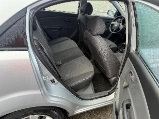 Kia Rio 1.4I EASY picture 21