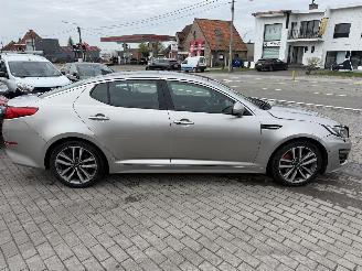 Kia Optima 1.7 CRDI LUXE picture 4