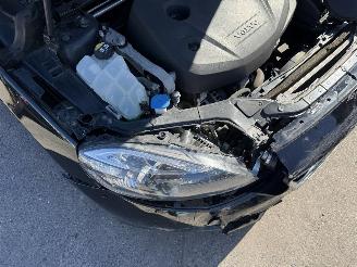 Volvo V-40 2.0 D2 MOMENTUM picture 14