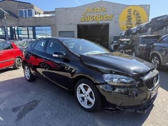 Unfallwagen Volvo V-40 2.0 D2 MOMENTUM 2018/1