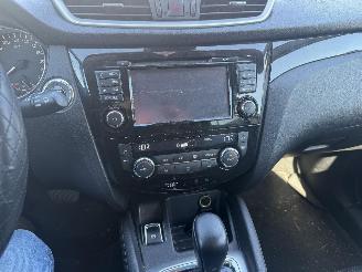 Nissan Qashqai 1.2 DIG-T TEKNA picture 21