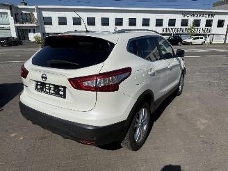 Nissan Qashqai 1.2 DIG-T TEKNA picture 10