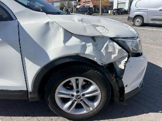 Nissan Qashqai 1.2 DIG-T TEKNA picture 12