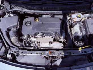 Opel Astra OPC LINE picture 13