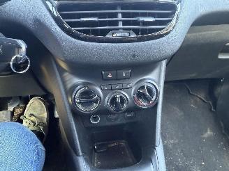 Peugeot 208 1.2I 3P picture 21